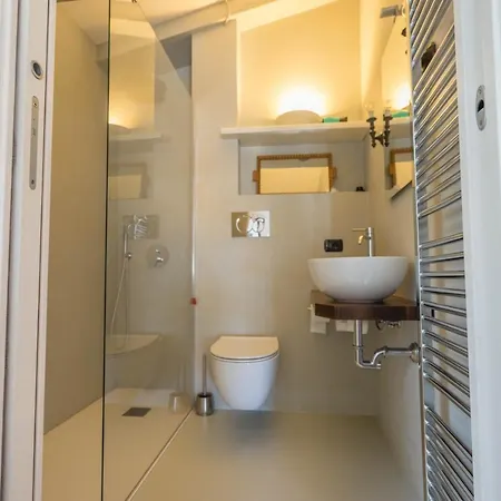 Notel بيت ضيافة كاستلْنْيوفو ديل غارد