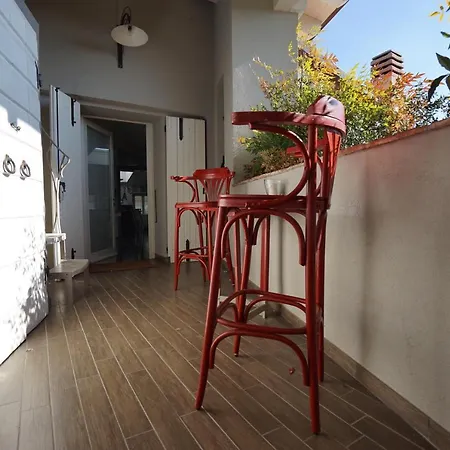 Notel 卡斯特努沃德加尔达